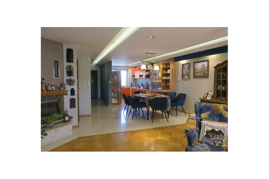 Radom, Kaptur, Instalator&oacute;w, DOM DO WPROWADZENIA