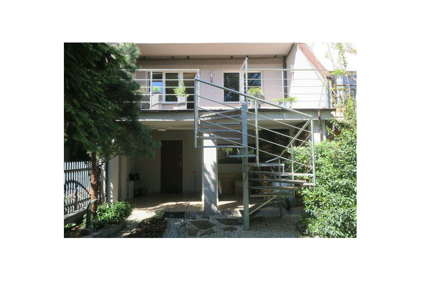 Radom, Kaptur, Instalator&oacute;w, DOM DO WPROWADZENIA