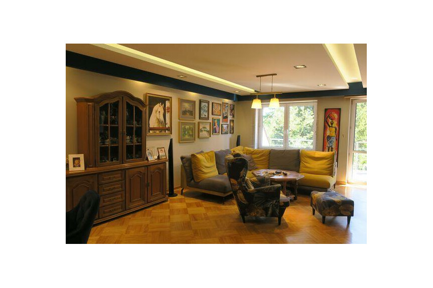 Radom, Kaptur, Instalator&oacute;w, DOM DO WPROWADZENIA