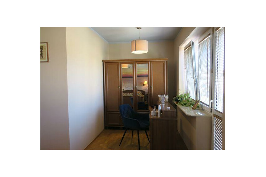 Radom, Kaptur, Instalator&oacute;w, DOM DO WPROWADZENIA