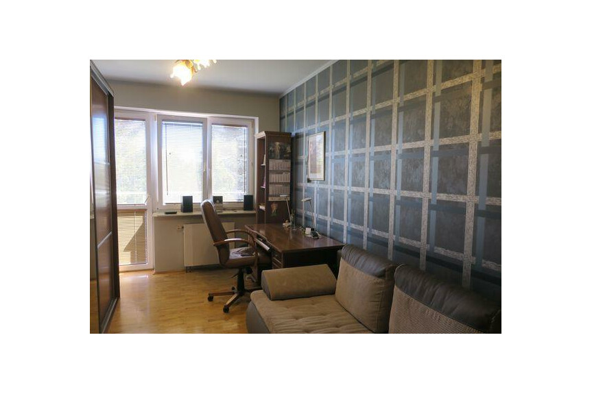 Radom, Kaptur, Instalator&oacute;w, DOM DO WPROWADZENIA