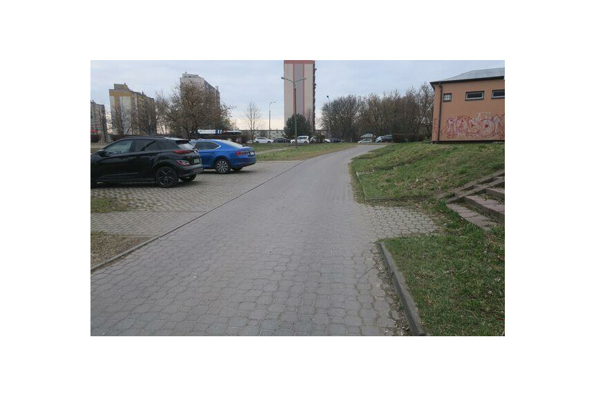 Radom, Gołębi&oacute;w I, 11-go Listopada, Lokal na sprzedaż