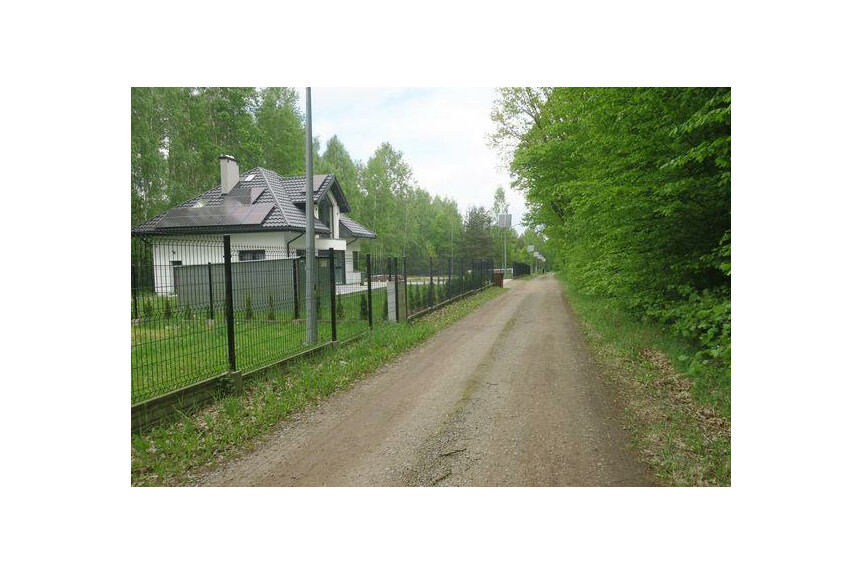 szydłowiecki, Szydłowiec, Szydł&oacute;wek, NOWY DOMEK POŁOŻONY POŚR&Oacute;D DRZEW, LASU.